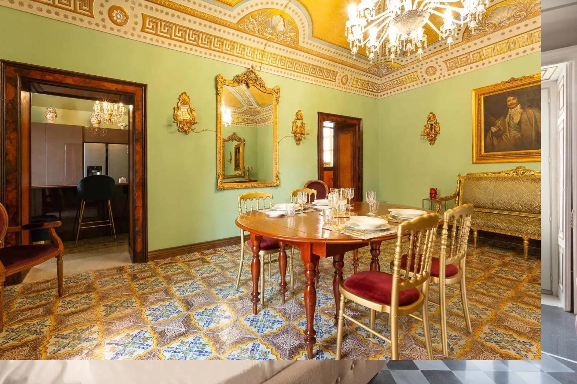 Maison Dorée Syracuse